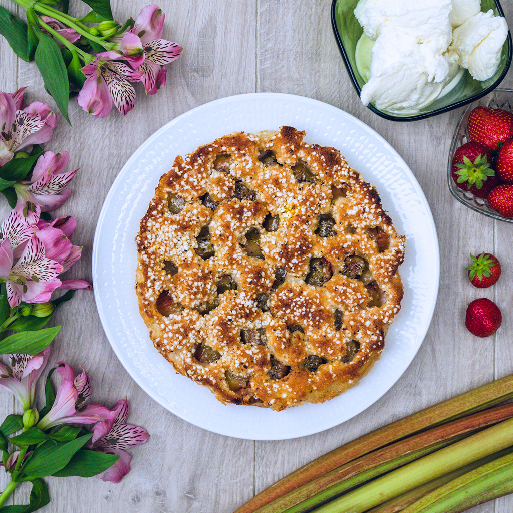 Rhubarb Cake – NEVER ENOUGH GREENS